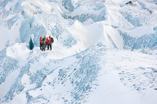Sólheimajökull Glacier Hike & Ice Climbing Intro - Small Group - Who should book this glacier adventure?