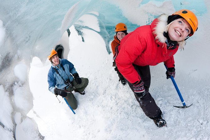 Sólheimajökull Glacier Hike - Small Group Blue Ice Adventure - Why Sólheimajökull Makes a Good First Glacier Hike
