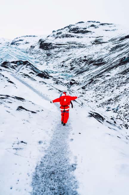 Sólheimajökull: Guided Glacier Hike - Crevasses, moulins, and ice tunnels