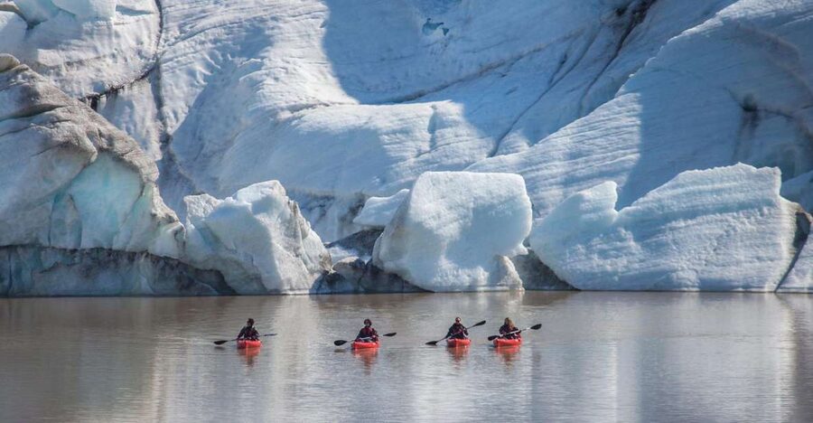 Sólheimajökull: Guided Kayaking Tour on the Glacier Lagoon - A clear briefing before the first paddle