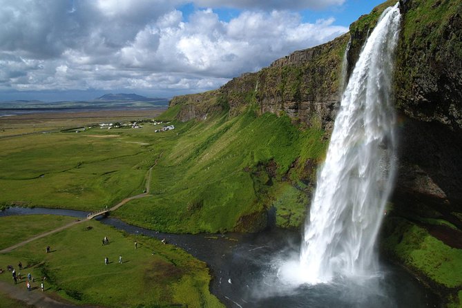 South Coast and Glacier Lagoon Day Trip by Super Jeep from Reykjavik - Seljalandsfoss and Gljúfrabúi bring two kinds of waterfall drama