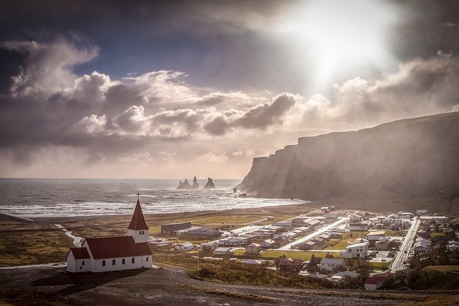 South Coast and Glacier Lagoon - Private - Seljalandsfoss and the walk behind the water