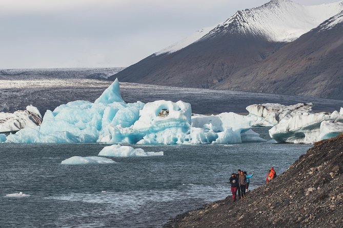 South Coast, Diamond Beach and Glacier Lagoon Day Tour - Diamond Beach and the truth about the diamonds