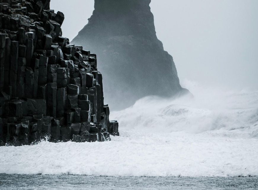 South Coast of Iceland. Black beach, glaсier, waterfalls... - Gljúfrabúi and the question of what is actually included