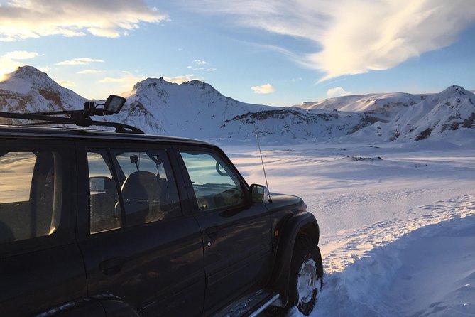 South Coast Private Day Tour - up to 9 passengers - Skogafoss: a strong first waterfall stop