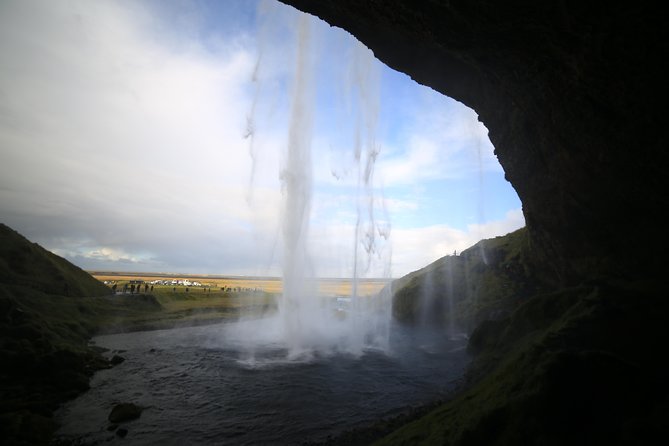 Superjeep south coast & Katla Ice Caves from Reykjavik - A full-day outing with a real time commitment