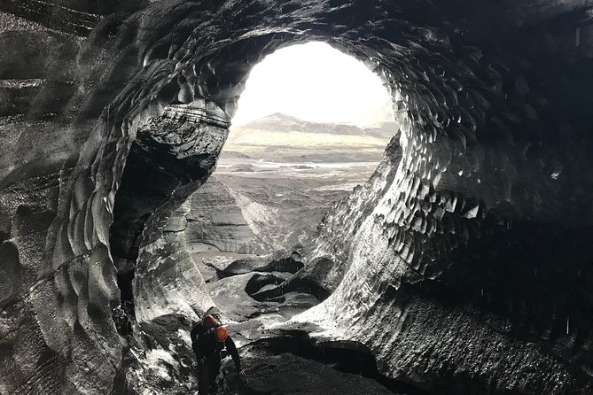 Superjeep south coast & Katla Ice Caves from Reykjavik - Seljalandsfoss gives you a wet first stop
