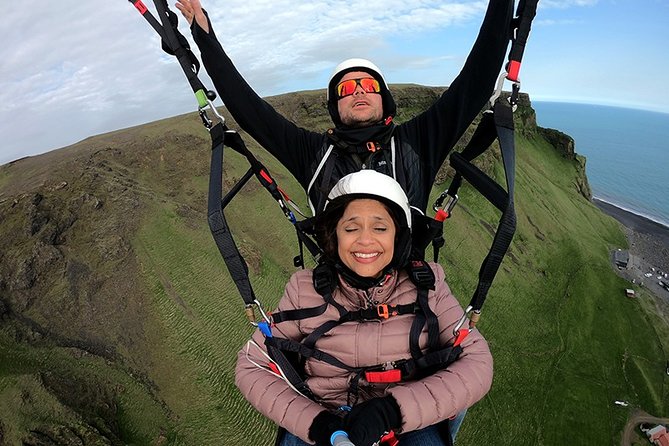 Tandem Paragliding Flights from Vik - Landing near Reynisfjara and returning to Vik