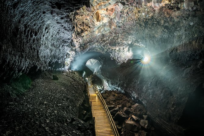 The Cave Explorer - Walking the lava tube with a guide