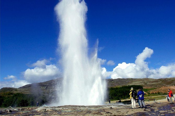 The Golden Circle Guided Bus Tour from Reykjavik - What to pack for the $88 price