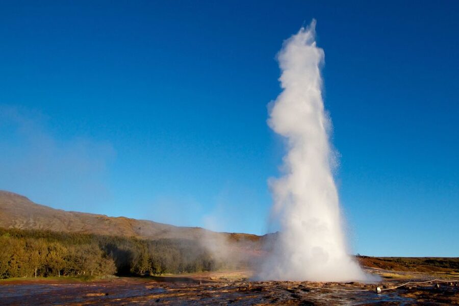 The Golden Circle & Hop On - Hop Off Combo Deal - Who will enjoy this Golden Circle combination?