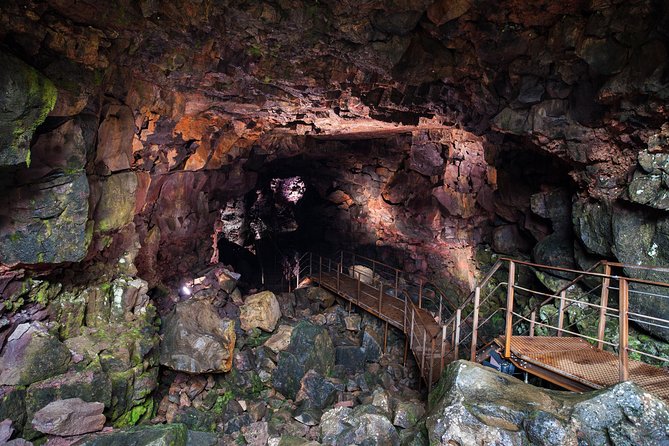The Lava Tunnel Tour with Transfer from Reykjavik - Entering Raufarhólshellir, Iceland’s lava-made corridor