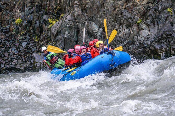 Top-Rated Family Rafting-Warm Drysuits, Volcanic Canyon, Epic Fun - The bus ride and river briefing