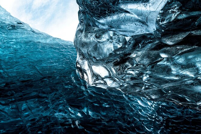 Treasure Iceland - Ice Cave Discovery - Timing the cave visit for a better experience