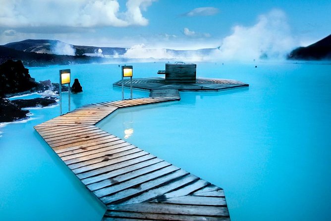 Unique bathing in an Icelandic hot springs at the Blue Lagoon - Lava Restaurant adds a second part to the outing