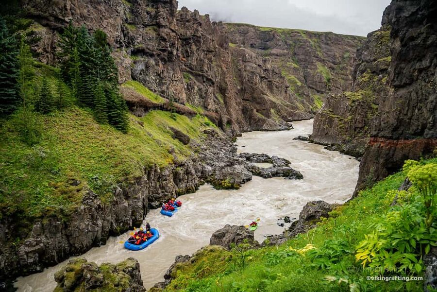 Varmahlíð: East Glacial River Whitewater Rafting - What to wear under the drysuit