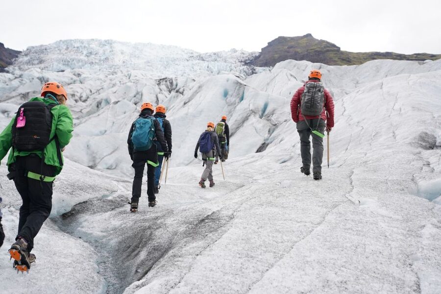 Vatnajökull: Short Glacier Encounter Walk with 4x4 Transfer - What to wear and carry to Freysnes