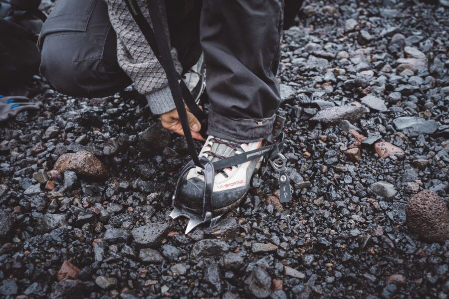 Vatnajökull: Short Glacier Encounter Walk with 4x4 Transfer - Freysnes is the practical starting point