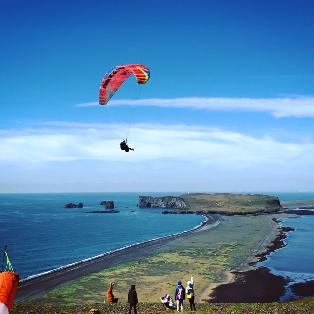 Vík: Paragliding Tandem Flight - Key points at a glance