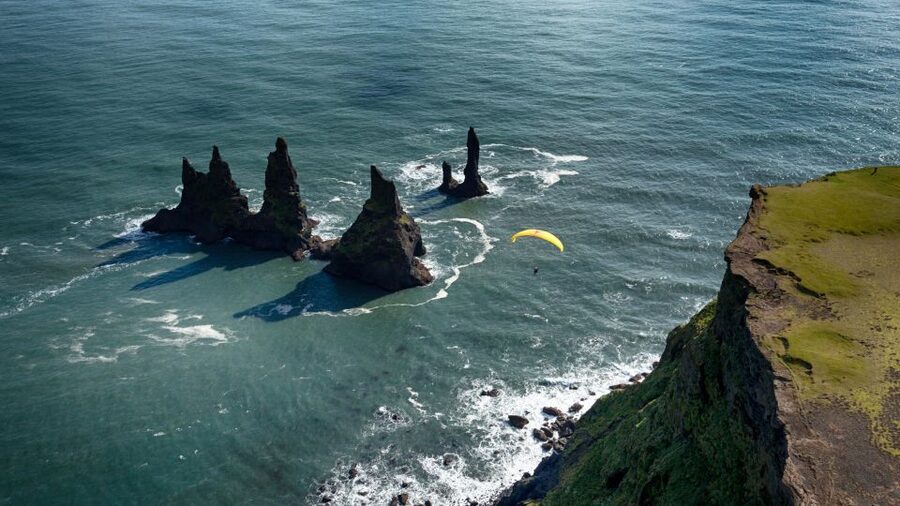 Vík: Paragliding Tandem Flight - What the weather policy means for your day